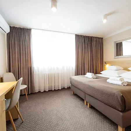 酒店 波什酒店 3*