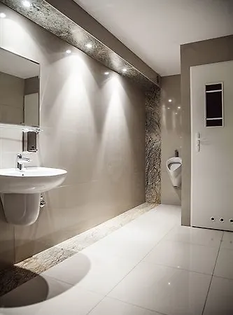 Boss Hotel 3*